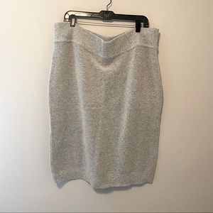 NWT Light grey fuzzy midi sweater skirt Halogen 3x